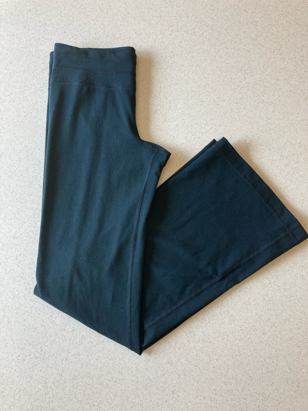 Under Armour Black Bootcut Yoga Flare Legging Pants Women Waist Size 14"